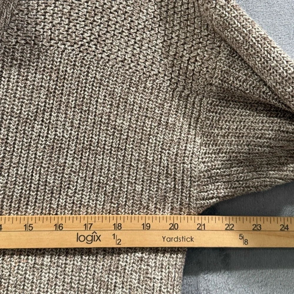 Red Head Beige Herringbone Pullover 1/4 Button Lightweight Sweater Size Small